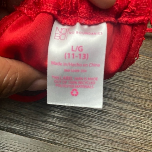 NIBI No Noundry Lace Cami Tank stop Red
Suze L(11-13) - Picture 2 of 6